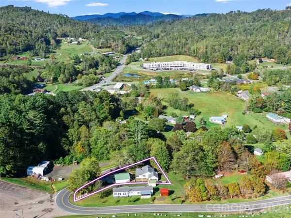 370 Bear Creek Church Road, Bakersville, NC 28705