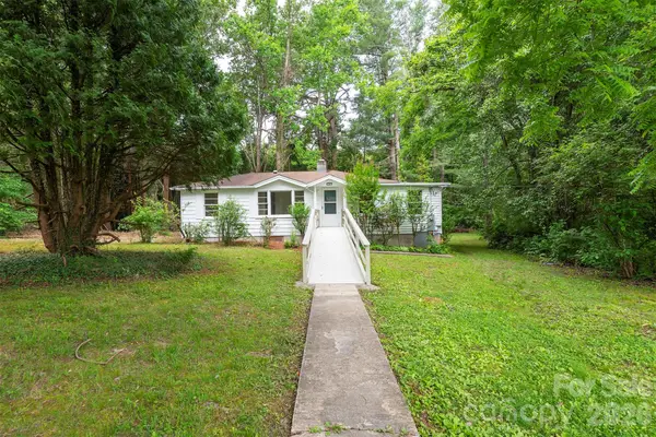 215 Merchant Street, Asheville, NC 28803