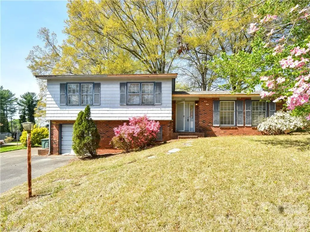 1420 Waybridge Lane, Winston Salem, NC 27103 - #1