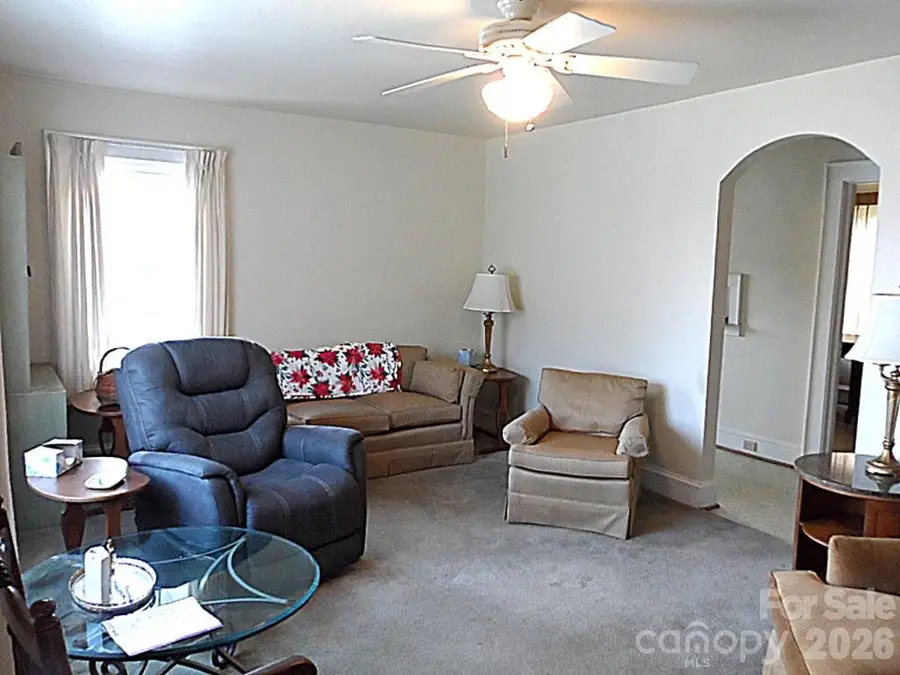 107 W Concord Street, Morganton, NC 28655 - #2