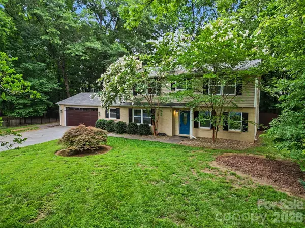 7111 Cedar Lake Court, Charlotte, NC 28226