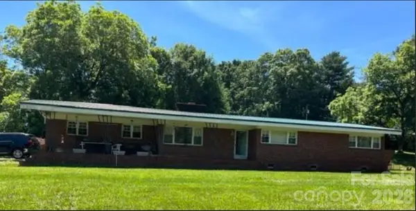 3646 Bunker Hill School Road, Claremont, NC 28610