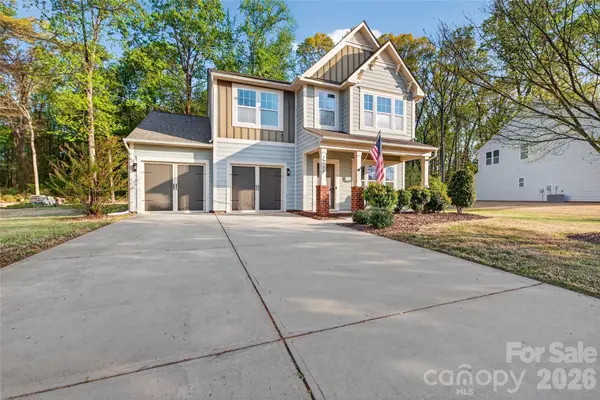 15109 Ockeechobee Court, Charlotte, NC 28227
