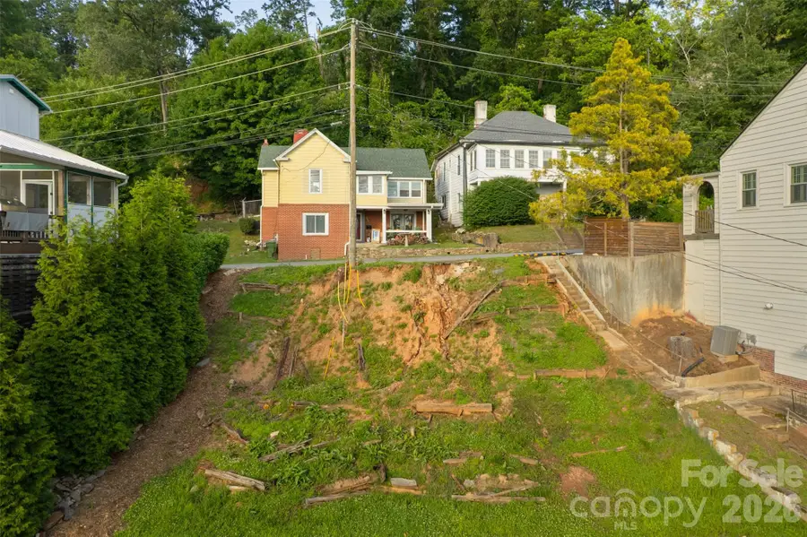 99999 College Street, Asheville, NC 28801 - #3