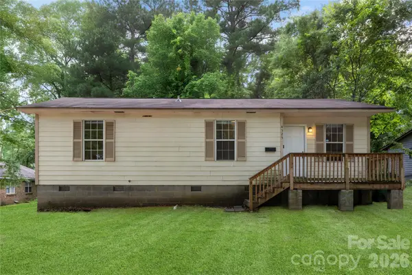 4525 Rolling Hill Drive, Charlotte, NC 28213