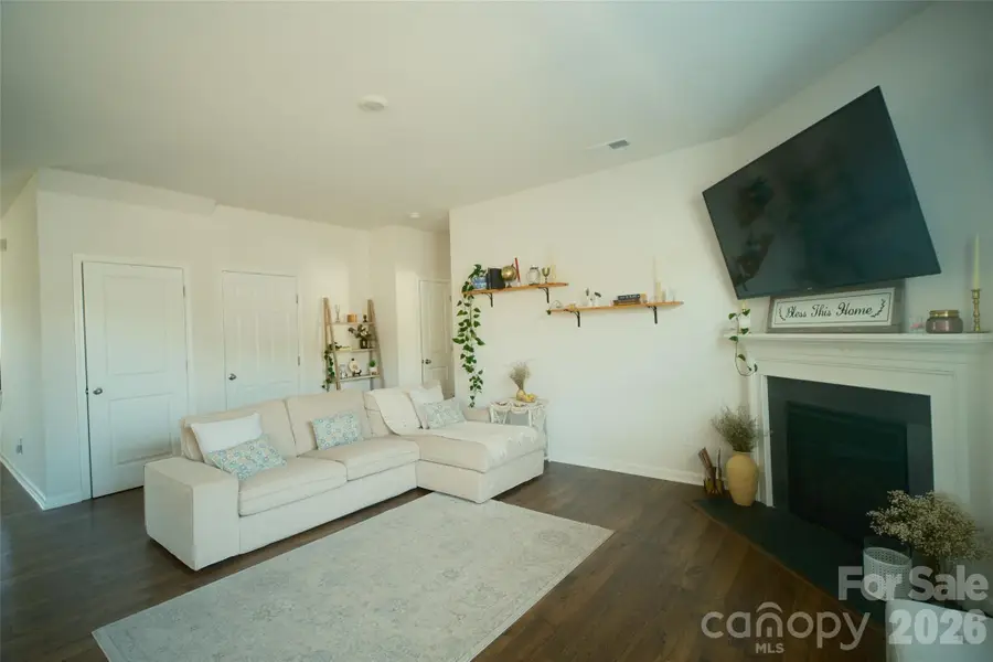 8022 Rowling Drive, Charlotte, NC 28215 - #3