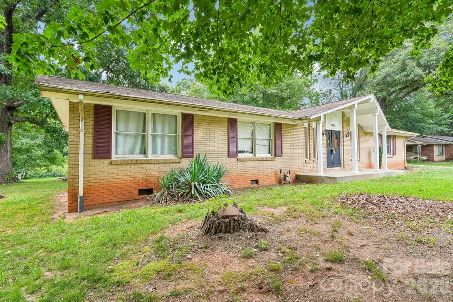 2130 23rd Street Place Ne, Hickory, NC 28601 - #2