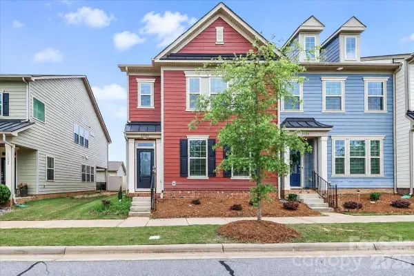 11320 Westbranch Parkway, Davidson, NC 28036