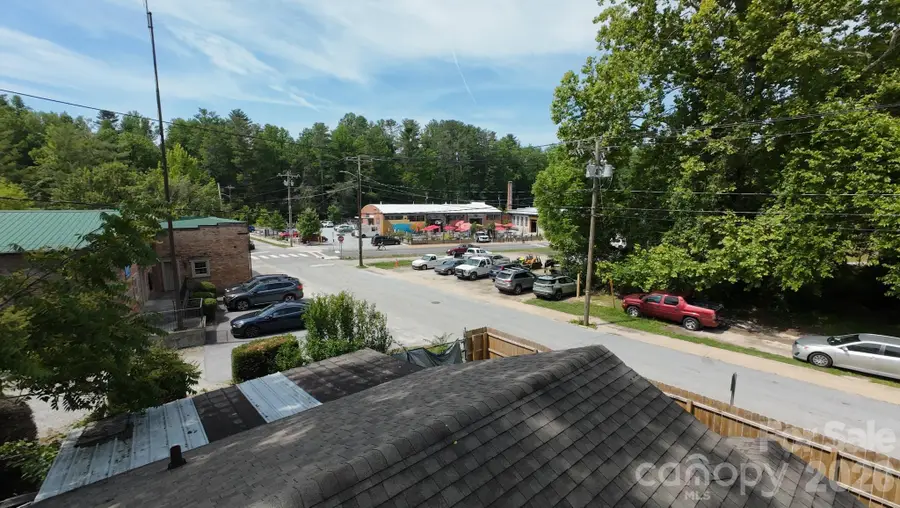 414 S Whitted Street, Hendersonville, NC 28739 - #2