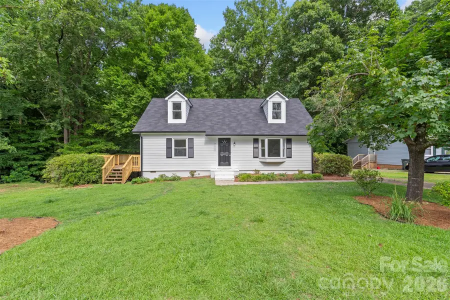 711 King Arthur Drive, Gastonia, NC 28056 - #2
