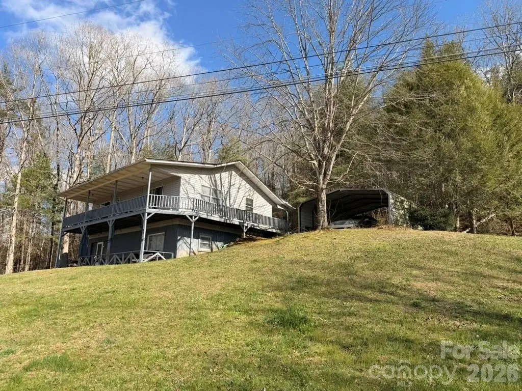 281 Cherrywood Circle, Hayesville, NC 28904 - #1