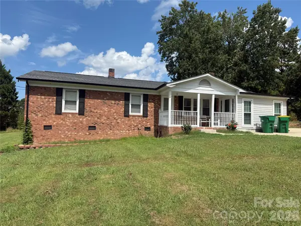 904 Long Street, Oakboro, NC 28129