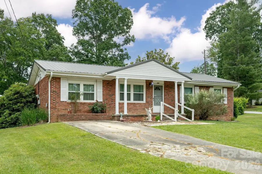 107 Maywood Road, Hendersonville, NC 28792 - #2
