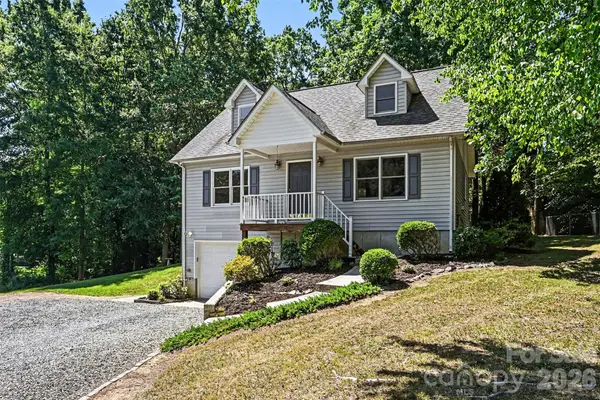 9624 Forest Drive, Charlotte, NC 28216