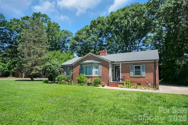 712 Home Trail, Gastonia, NC 28052