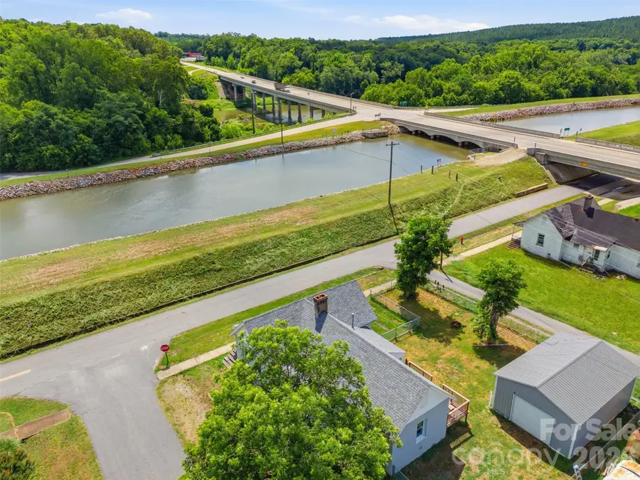 802 Canal Road, Lockhart, SC 29364 - #3
