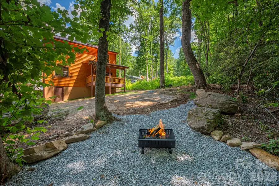 484 Twinbrook Lane, Maggie Valley, NC 28751 - #3