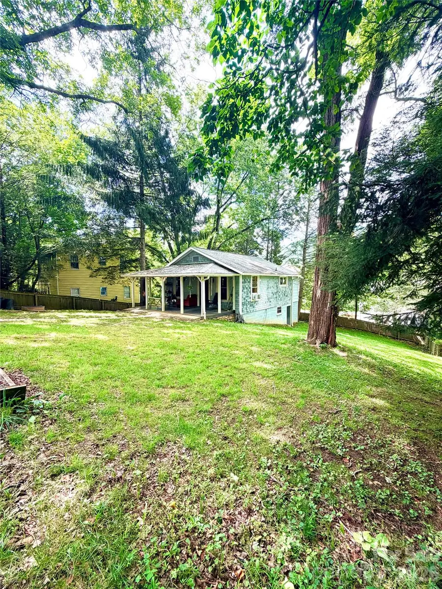 14 Border Street, Black Mountain, NC 28711 - #3