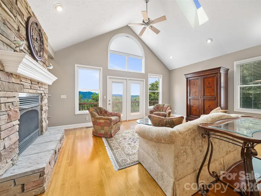 67 Ashefield Court, Hendersonville, NC 28791 - #2