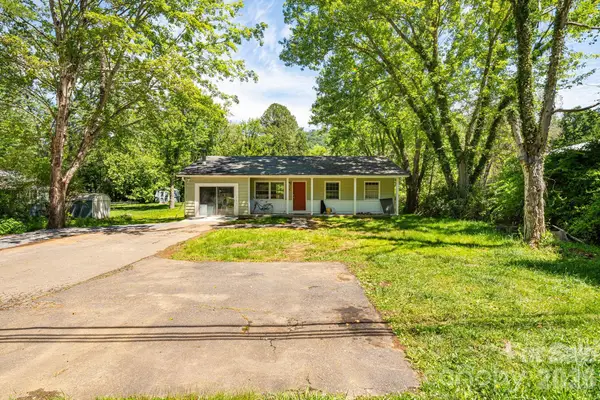 468 Beaverdam Road, Asheville, NC 28804