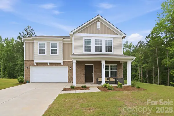 1821 River Crossing Lane, Edgemoor, SC 29712