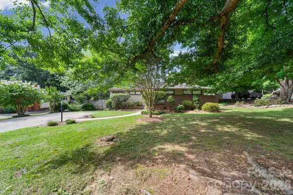 214 Walnut Avenue, Mount Holly, NC 28120