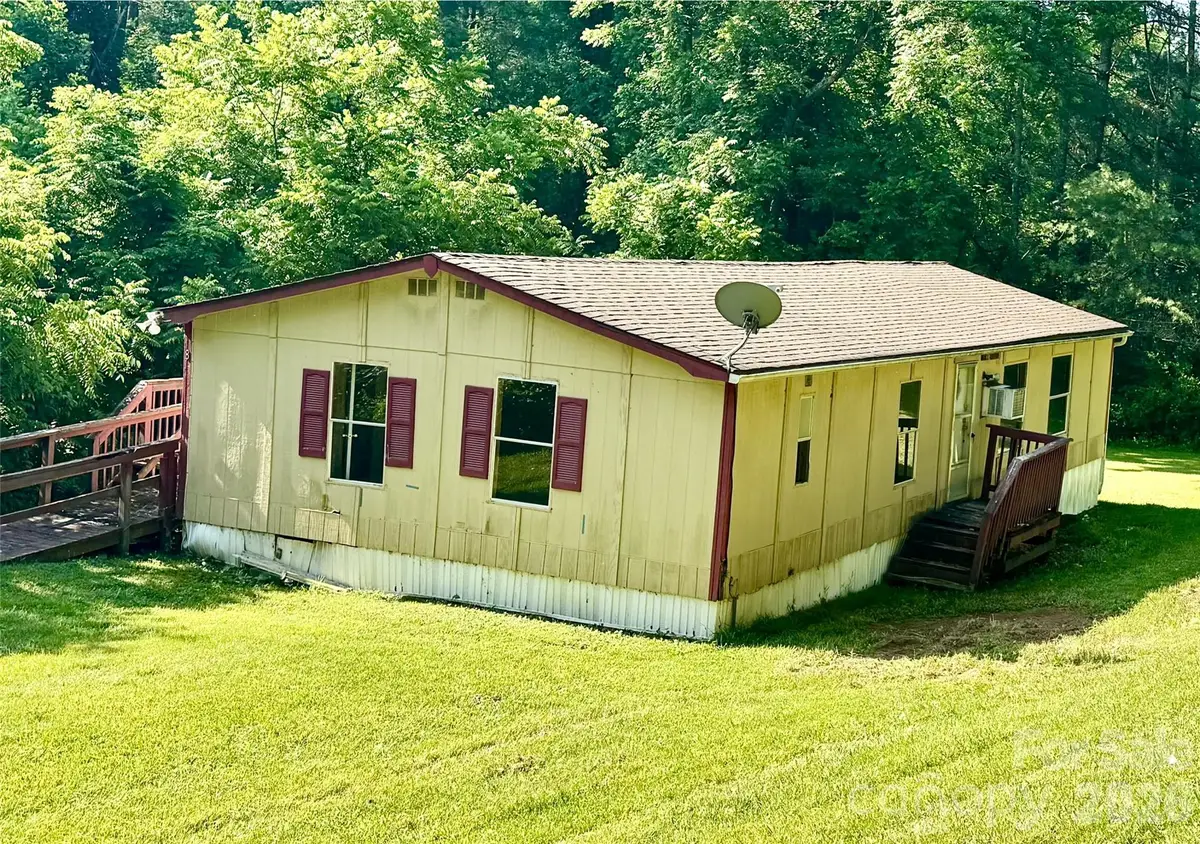 8 White Oak Drive, Leicester, NC 28748 - #1