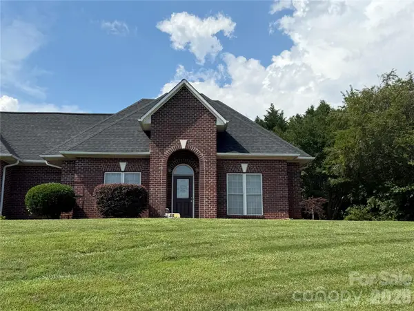 892 Trial Place, Newton, NC 28658