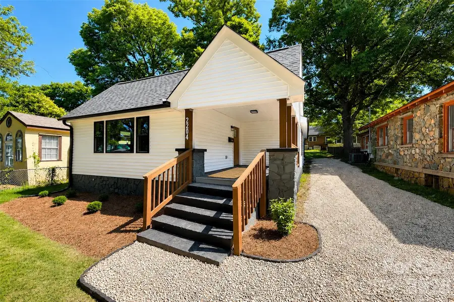 2204 Rozzelles Ferry Road, Charlotte, NC 28208 - #2
