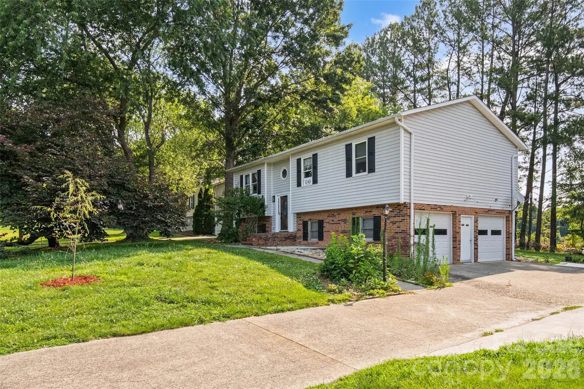 2114 Margaret Drive, Mount Airy, NC 27030 - #1