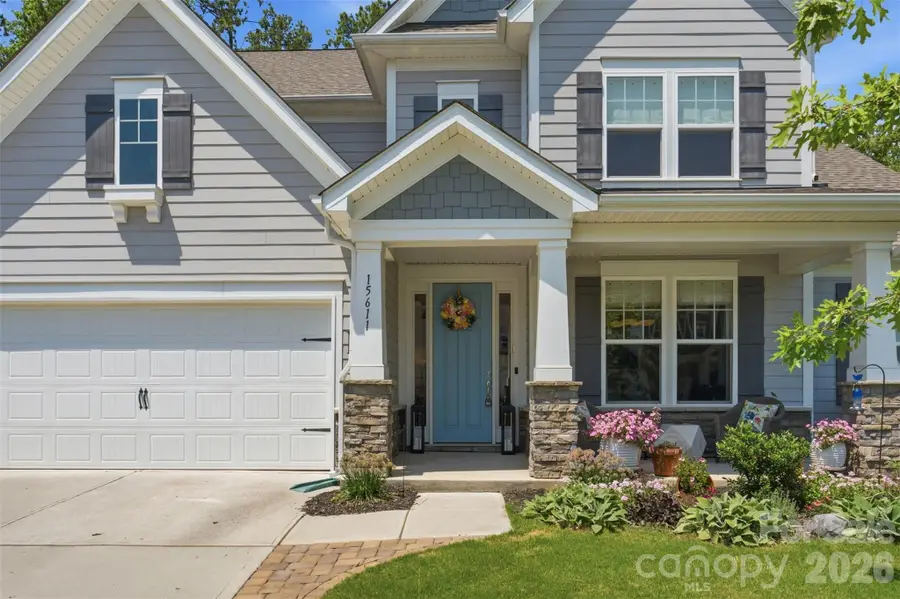 15611 Walnut Hill Drive, Charlotte, NC 28278 - #2