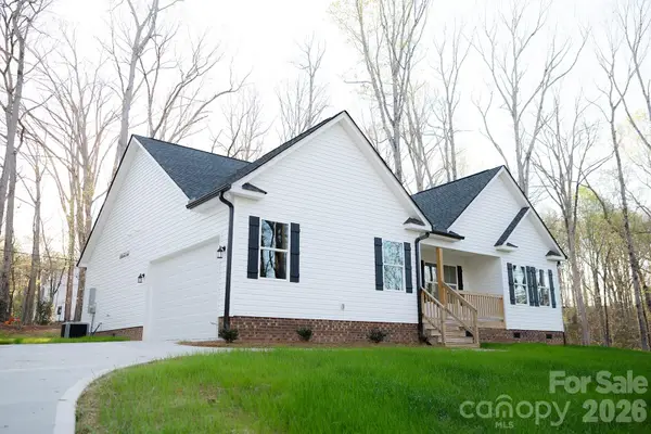 1254 Rainbow Circle, Catawba, SC 29704