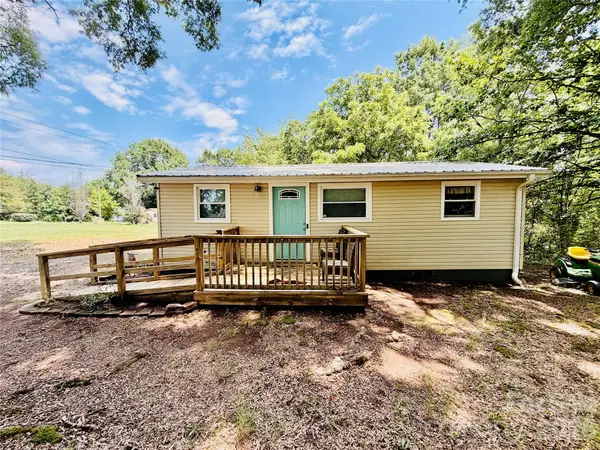 68 Doc Stokes Drive, Taylorsville, NC 28681