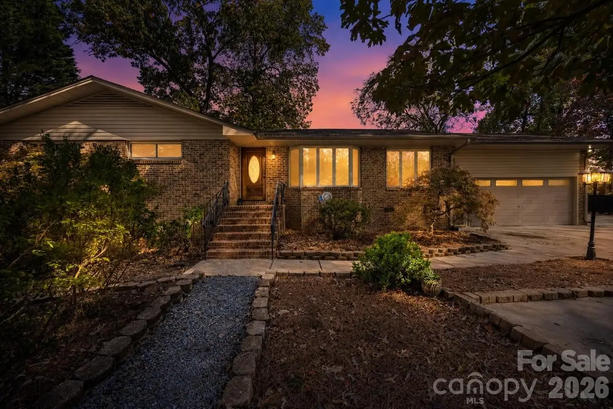 203 Ewing Drive, Belmont, NC 28012 - #1