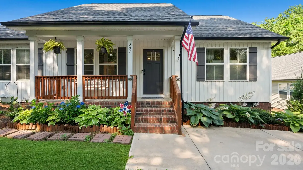 307 Austin Street, Albemarle, NC 28001 - #1