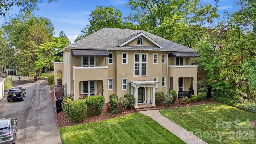 916 Bromley Road, Charlotte, NC 28207 - #3