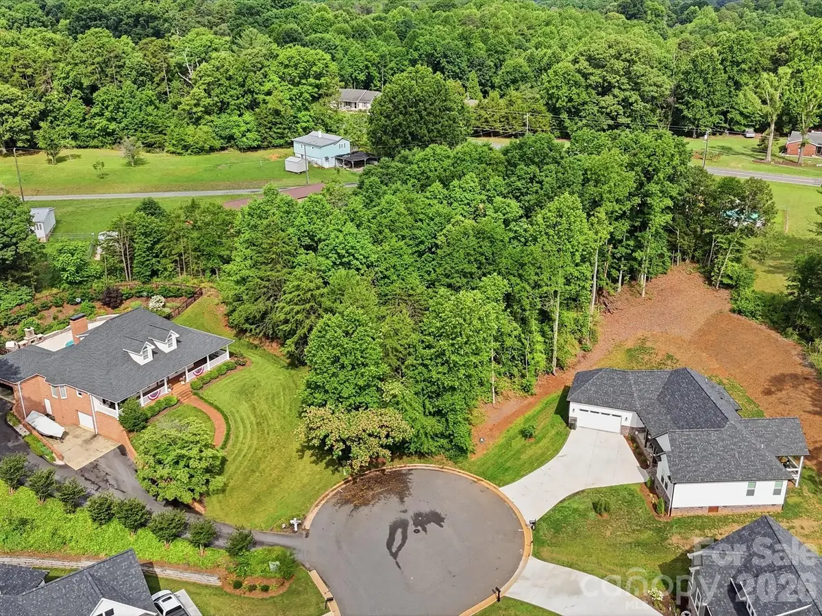 3710 Whitney Drive Ne, Hickory, NC 28601 - #1