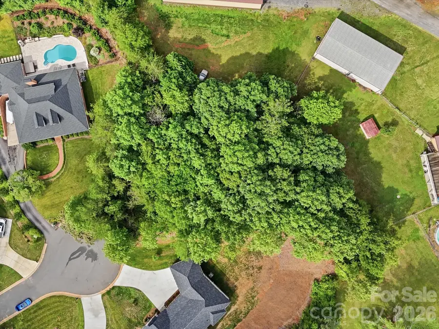 3710 Whitney Drive Ne, Hickory, NC 28601 - #2
