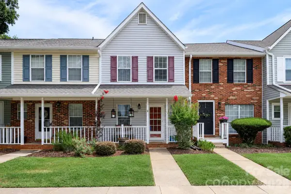 8157 Circle Tree Lane, Charlotte, NC 28277