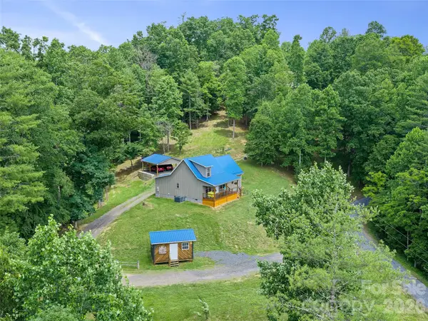 109 Tall Timber Lane, Green Mountain, NC 28740