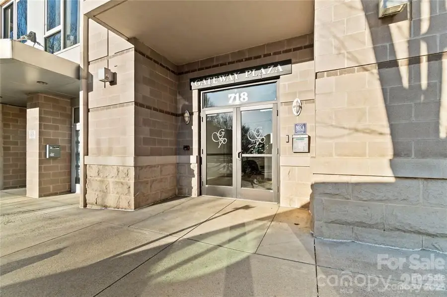 718 W Trade Street #707, Charlotte, NC 28202 - #2