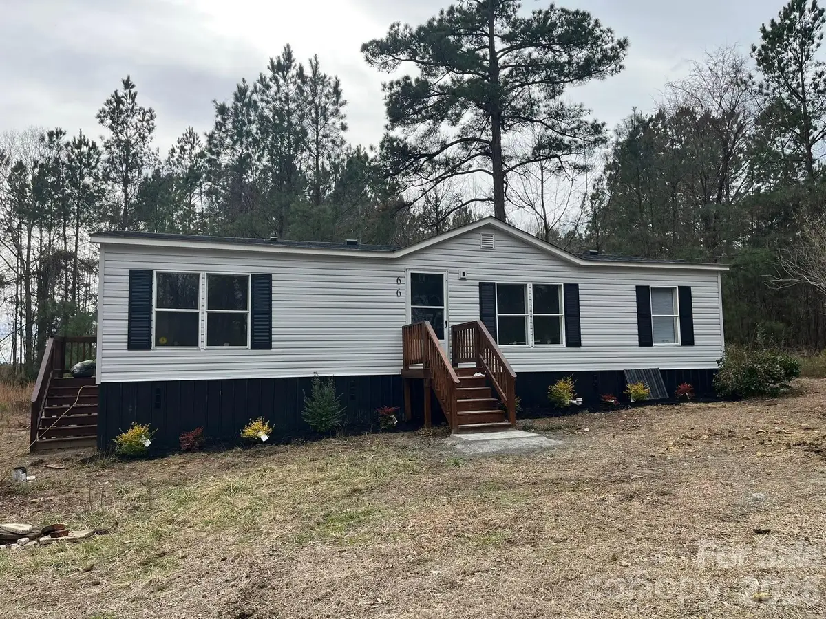 66 Royal Hill E, Winnsboro, SC 29180 - #1
