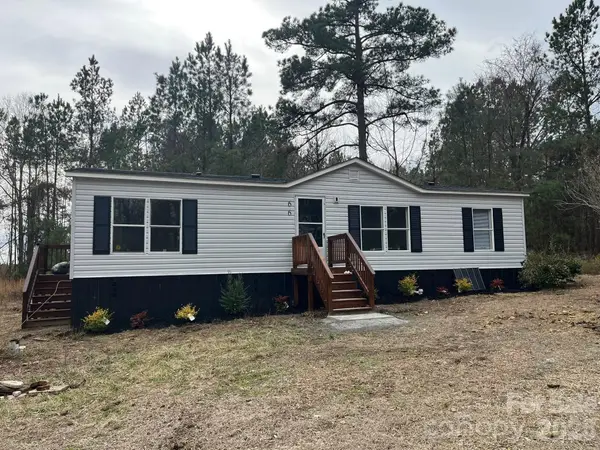 66 Royal Hill E, Winnsboro, SC 29180
