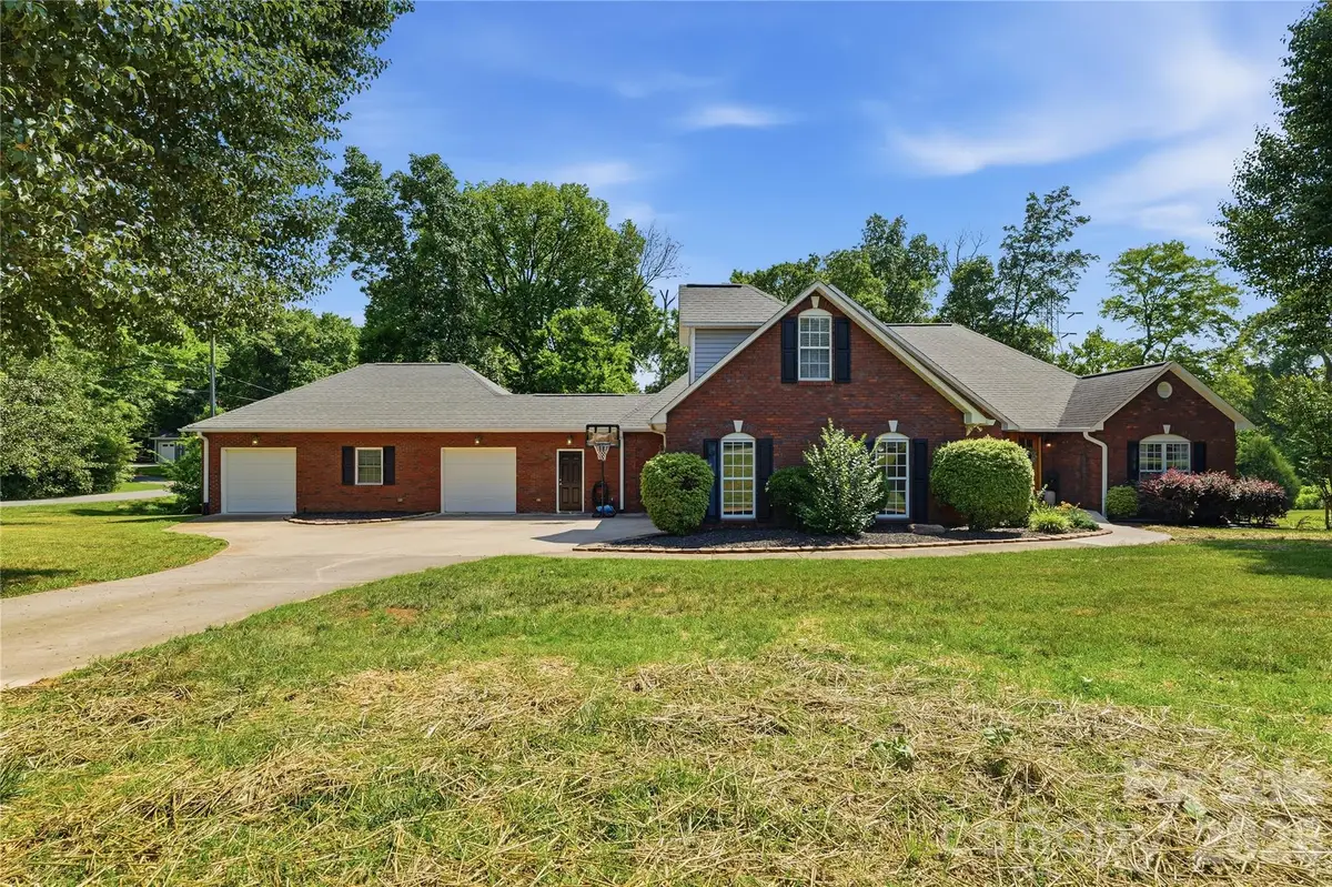 3805 Glen Haven Drive Sw, Concord, NC 28027 - #1