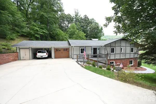 3021 Cedar Crest Drive, Lenoir, NC 28645