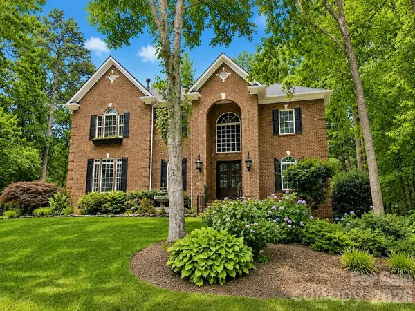 3529 Mountain Cove Drive, Charlotte, NC 28216