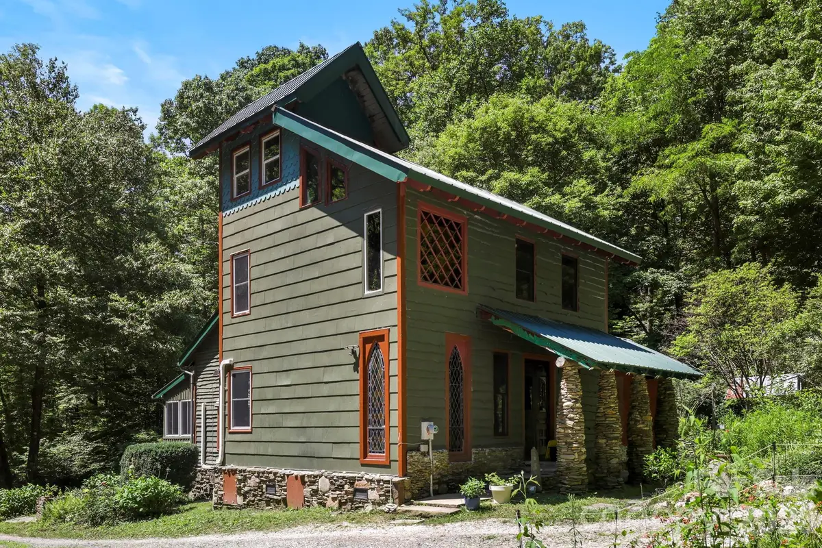 173 Camp Elliott Road, Black Mountain, NC 28711 - #1