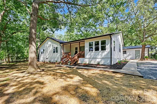 408 Birmingham Lane, Monroe, NC 28110