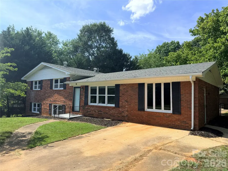 267 Hoopaugh Avenue, Ellenboro, NC 28040 - #2
