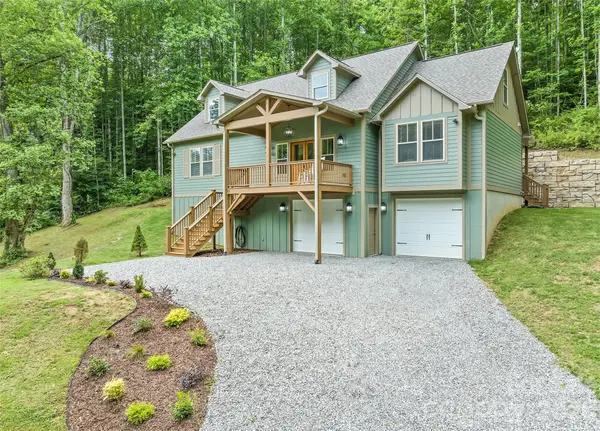 85 Garnet Spring Lane, Waynesville, NC 28785